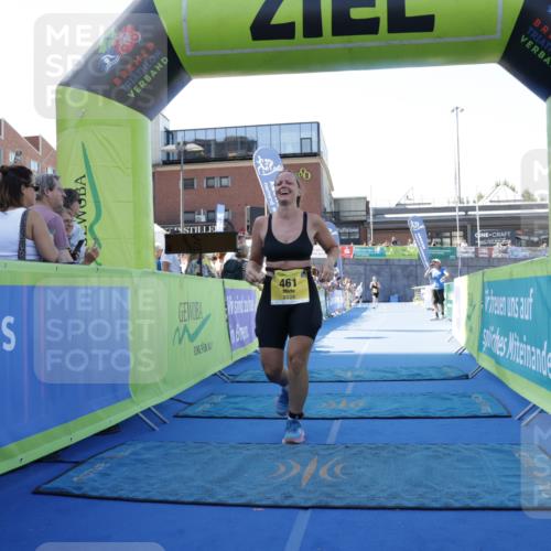 09.08.2026 - GEWOBA Citytriathlon Bremen Yannick Fuchs http://msf.ph/oto/9935452 09.08.2026 11:39:32 Ziel 461 meine-sportfotos.de