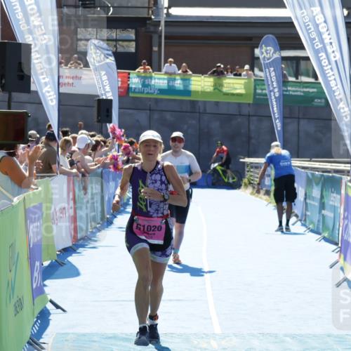 09.08.2026 - GEWOBA Citytriathlon Bremen Yannick Fuchs http://msf.ph/oto/9935464 09.08.2026 14:51:11 Ziel 554, 1020, 1020 meine-sportfotos.de