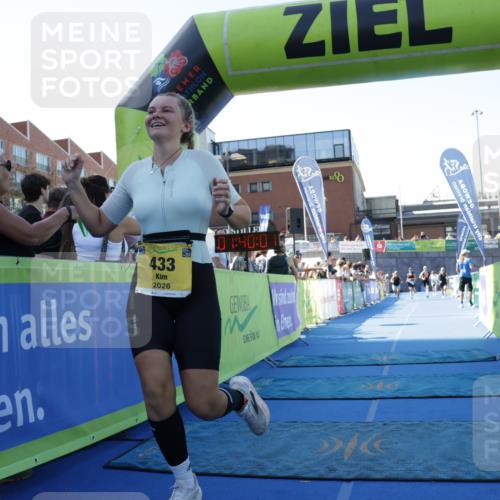 09.08.2026 - GEWOBA Citytriathlon Bremen Yannick Fuchs http://msf.ph/oto/9935522 09.08.2026 11:40:05 Ziel 69, 433 meine-sportfotos.de