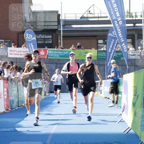 09.08.2026 - GEWOBA Citytriathlon Bremen Yannick Fuchs http://msf.ph/oto/9935541 09.08.2026 11:40:10 Ziel 69, 235, 456 meine-sportfotos.de