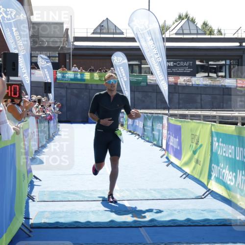 09.08.2026 - GEWOBA Citytriathlon Bremen Yannick Fuchs http://msf.ph/oto/9935592 09.08.2026 14:52:04 Ziel 532 meine-sportfotos.de
