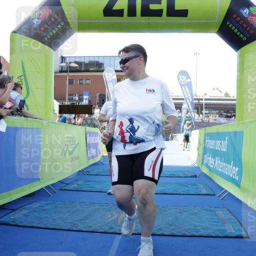 09.08.2026 - GEWOBA Citytriathlon Bremen Yannick Fuchs http://msf.ph/oto/9935595 09.08.2026 11:40:17 Ziel 235, 527 meine-sportfotos.de