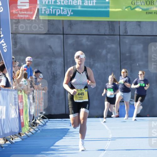 09.08.2026 - GEWOBA Citytriathlon Bremen Yannick Fuchs http://msf.ph/oto/9935609 09.08.2026 11:40:24 Ziel 445 meine-sportfotos.de
