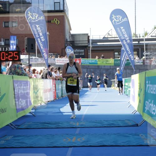 09.08.2026 - GEWOBA Citytriathlon Bremen Yannick Fuchs http://msf.ph/oto/9935620 09.08.2026 11:40:29 Ziel 445 meine-sportfotos.de