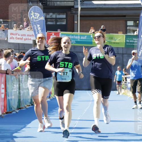 09.08.2026 - GEWOBA Citytriathlon Bremen Yannick Fuchs http://msf.ph/oto/9935646 09.08.2026 11:40:36 Ziel 217 meine-sportfotos.de