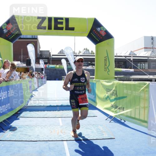 09.08.2026 - GEWOBA Citytriathlon Bremen Yannick Fuchs http://msf.ph/oto/9935670 09.08.2026 14:52:47 Ziel 853 meine-sportfotos.de
