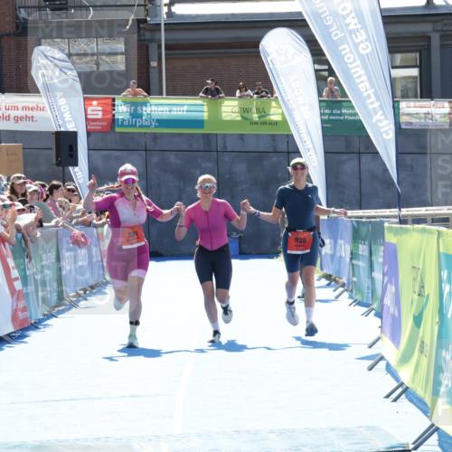 09.08.2026 - GEWOBA Citytriathlon Bremen Yannick Fuchs http://msf.ph/oto/9935733 09.08.2026 14:55:13 Ziel 885, 891, 936 meine-sportfotos.de