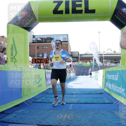09.08.2026 - GEWOBA Citytriathlon Bremen Yannick Fuchs http://msf.ph/oto/9935804 09.08.2026 11:41:11 Ziel 45, 394 meine-sportfotos.de
