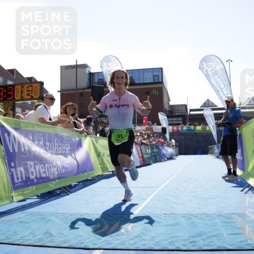 09.08.2026 - GEWOBA Citytriathlon Bremen Yannick Fuchs http://msf.ph/oto/9935812 09.08.2026 14:56:24 Ziel 31 meine-sportfotos.de
