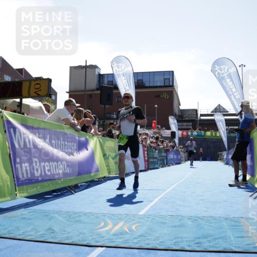 09.08.2026 - GEWOBA Citytriathlon Bremen Yannick Fuchs http://msf.ph/oto/9935823 09.08.2026 14:56:38 Ziel 141, 181 meine-sportfotos.de