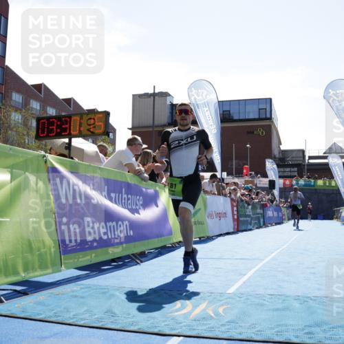 09.08.2026 - GEWOBA Citytriathlon Bremen Yannick Fuchs http://msf.ph/oto/9935825 09.08.2026 14:56:39 Ziel 141, 181 meine-sportfotos.de