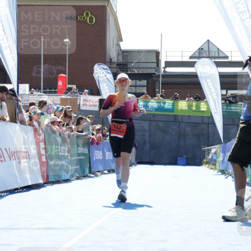 09.08.2026 - GEWOBA Citytriathlon Bremen Yannick Fuchs http://msf.ph/oto/9935844 09.08.2026 14:56:48 Ziel 947 meine-sportfotos.de