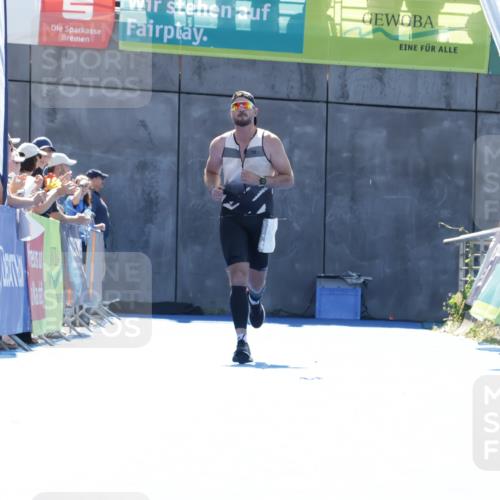 09.08.2026 - GEWOBA Citytriathlon Bremen Yannick Fuchs http://msf.ph/oto/9935849 09.08.2026 14:57:35 Ziel  meine-sportfotos.de