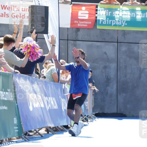 09.08.2026 - GEWOBA Citytriathlon Bremen Yannick Fuchs http://msf.ph/oto/9935883 09.08.2026 14:57:55 Ziel 946 meine-sportfotos.de