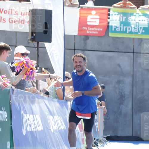 09.08.2026 - GEWOBA Citytriathlon Bremen Yannick Fuchs http://msf.ph/oto/9935891 09.08.2026 14:57:58 Ziel  meine-sportfotos.de