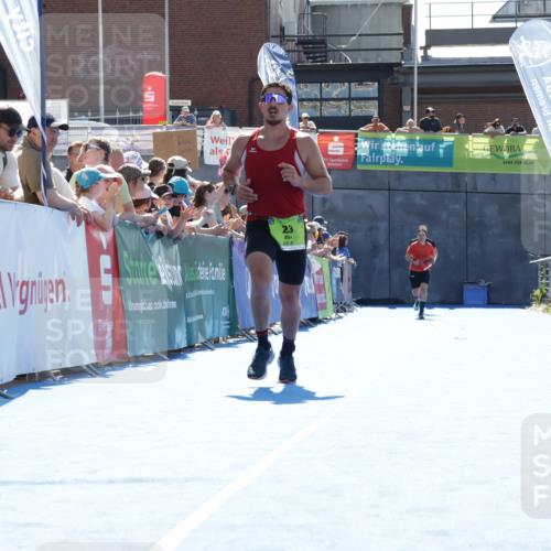 09.08.2026 - GEWOBA Citytriathlon Bremen Yannick Fuchs http://msf.ph/oto/9935917 09.08.2026 14:58:37 Ziel 23 meine-sportfotos.de