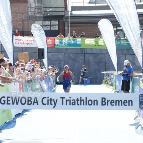 09.08.2026 - GEWOBA Citytriathlon Bremen Yannick Fuchs http://msf.ph/oto/9935975 09.08.2026 14:59:39 Ziel 331 meine-sportfotos.de