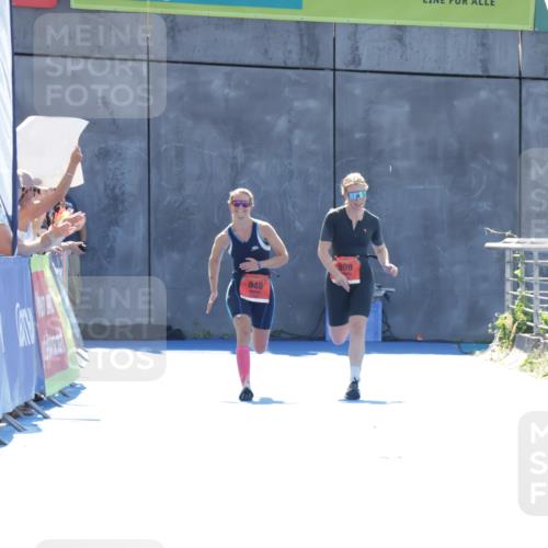 09.08.2026 - GEWOBA Citytriathlon Bremen Yannick Fuchs http://msf.ph/oto/9936061 09.08.2026 15:01:05 Ziel 16 meine-sportfotos.de