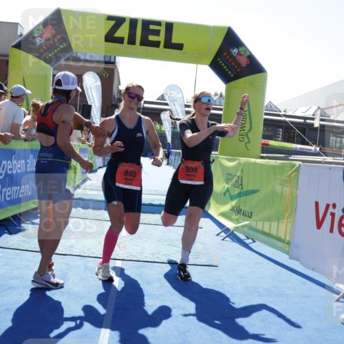 09.08.2026 - GEWOBA Citytriathlon Bremen Yannick Fuchs http://msf.ph/oto/9936077 09.08.2026 15:01:12 Ziel 120, 909, 948 meine-sportfotos.de