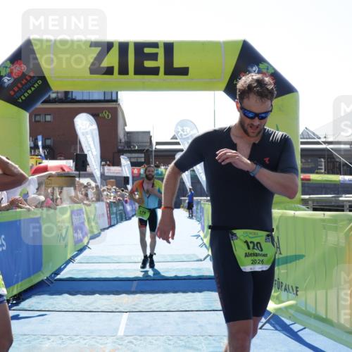 09.08.2026 - GEWOBA Citytriathlon Bremen Yannick Fuchs http://msf.ph/oto/9936084 09.08.2026 15:01:19 Ziel 120, 178 meine-sportfotos.de