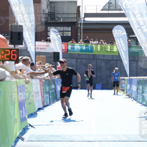 09.08.2026 - GEWOBA Citytriathlon Bremen Yannick Fuchs http://msf.ph/oto/9936094 09.08.2026 15:01:49 Ziel  meine-sportfotos.de