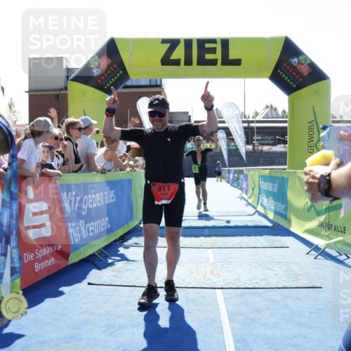 09.08.2026 - GEWOBA Citytriathlon Bremen Yannick Fuchs http://msf.ph/oto/9936105 09.08.2026 15:01:55 Ziel 185 meine-sportfotos.de