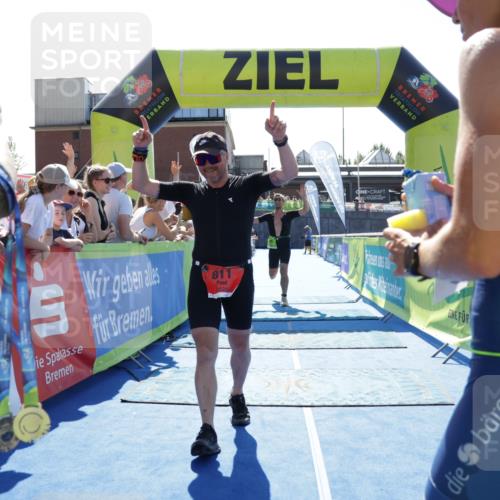 09.08.2026 - GEWOBA Citytriathlon Bremen Yannick Fuchs http://msf.ph/oto/9936106 09.08.2026 15:01:55 Ziel 185 meine-sportfotos.de