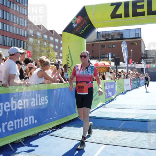 09.08.2026 - GEWOBA Citytriathlon Bremen Yannick Fuchs http://msf.ph/oto/9936119 09.08.2026 15:02:10 Ziel 200, 999 meine-sportfotos.de