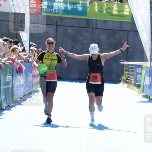 09.08.2026 - GEWOBA Citytriathlon Bremen Yannick Fuchs http://msf.ph/oto/9936147 09.08.2026 15:02:32 Ziel 890, 917 meine-sportfotos.de