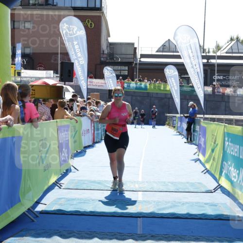 09.08.2026 - GEWOBA Citytriathlon Bremen Yannick Fuchs http://msf.ph/oto/9936181 09.08.2026 15:02:51 Ziel 990 meine-sportfotos.de