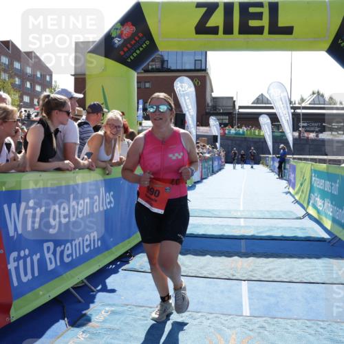 09.08.2026 - GEWOBA Citytriathlon Bremen Yannick Fuchs http://msf.ph/oto/9936185 09.08.2026 15:02:53 Ziel 990 meine-sportfotos.de
