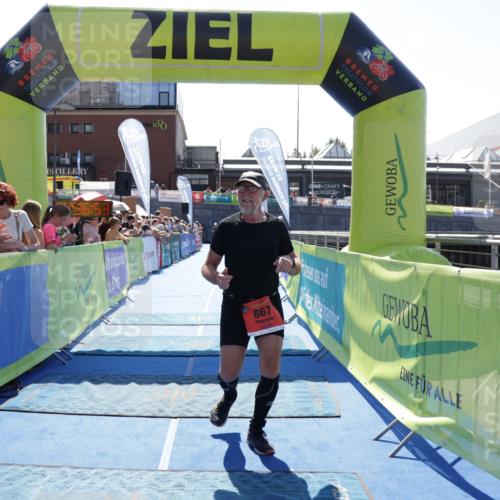 09.08.2026 - GEWOBA Citytriathlon Bremen Yannick Fuchs http://msf.ph/oto/9936225 09.08.2026 15:03:16 Ziel 867 meine-sportfotos.de