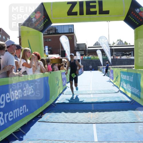09.08.2026 - GEWOBA Citytriathlon Bremen Yannick Fuchs http://msf.ph/oto/9936234 09.08.2026 15:03:24 Ziel 433 meine-sportfotos.de