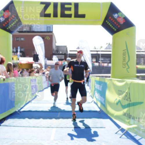 09.08.2026 - GEWOBA Citytriathlon Bremen Yannick Fuchs http://msf.ph/oto/9936255 09.08.2026 15:03:37 Ziel 112, 189, 724 meine-sportfotos.de