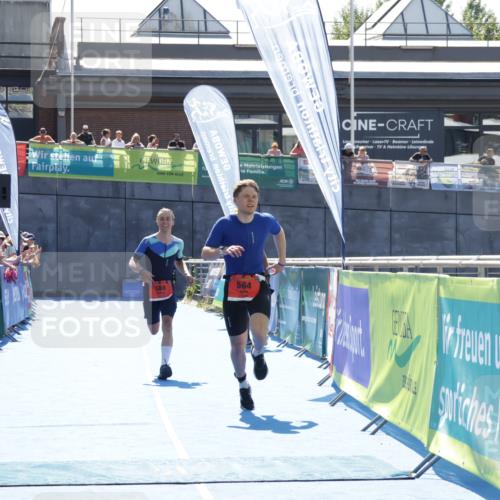 09.08.2026 - GEWOBA Citytriathlon Bremen Yannick Fuchs http://msf.ph/oto/9936277 09.08.2026 15:04:06 Ziel 564 meine-sportfotos.de