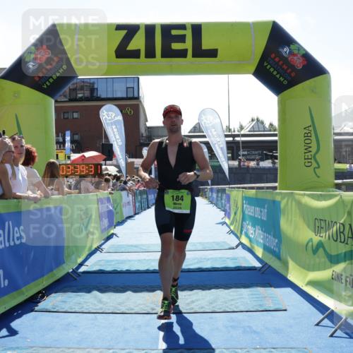 09.08.2026 - GEWOBA Citytriathlon Bremen Yannick Fuchs http://msf.ph/oto/9936415 09.08.2026 15:05:54 Ziel 184 meine-sportfotos.de