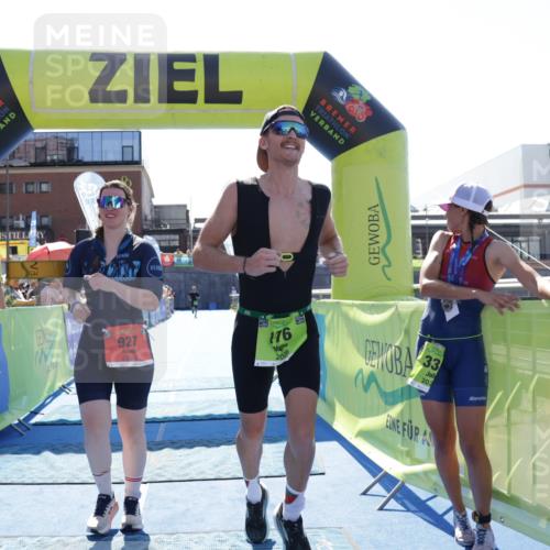 09.08.2026 - GEWOBA Citytriathlon Bremen Yannick Fuchs http://msf.ph/oto/9936433 09.08.2026 15:06:10 Ziel 176, 927 meine-sportfotos.de
