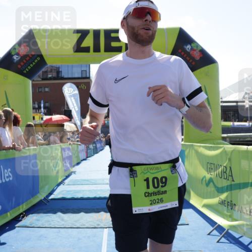 09.08.2026 - GEWOBA Citytriathlon Bremen Yannick Fuchs http://msf.ph/oto/9936456 09.08.2026 15:06:22 Ziel 109, 350 meine-sportfotos.de