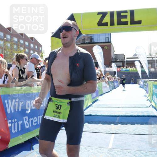 09.08.2026 - GEWOBA Citytriathlon Bremen Yannick Fuchs http://msf.ph/oto/9936537 09.08.2026 15:06:55 Ziel 13, 50, 177 meine-sportfotos.de