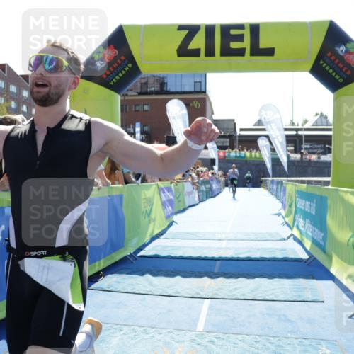 09.08.2026 - GEWOBA Citytriathlon Bremen Yannick Fuchs http://msf.ph/oto/9936562 09.08.2026 15:07:05 Ziel 71, 117 meine-sportfotos.de