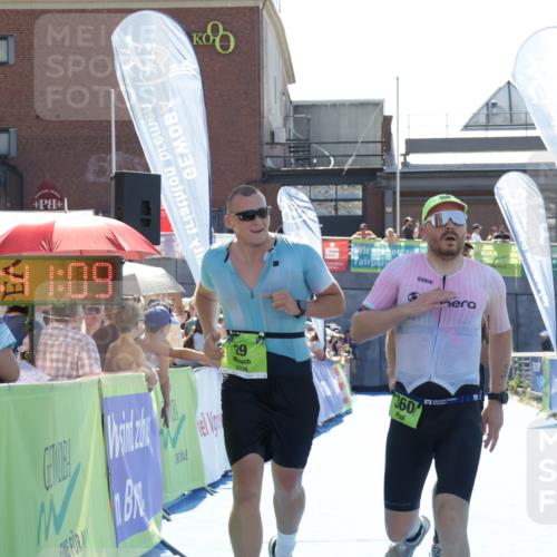 09.08.2026 - GEWOBA Citytriathlon Bremen Yannick Fuchs http://msf.ph/oto/9936604 09.08.2026 15:07:32 Ziel 29, 76, 168, 360 meine-sportfotos.de