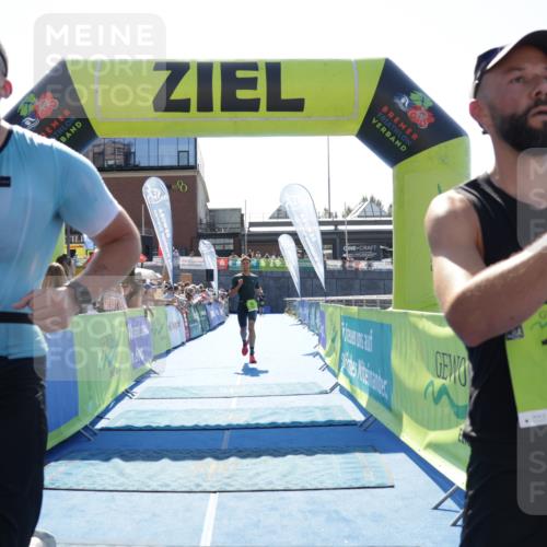 09.08.2026 - GEWOBA Citytriathlon Bremen Yannick Fuchs http://msf.ph/oto/9936614 09.08.2026 15:07:35 Ziel 29, 76, 168, 360 meine-sportfotos.de