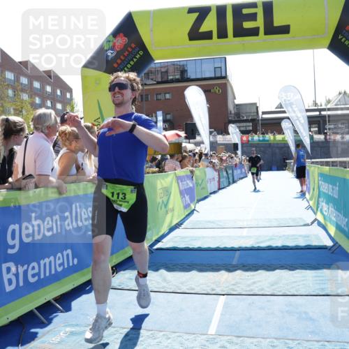 09.08.2026 - GEWOBA Citytriathlon Bremen Yannick Fuchs http://msf.ph/oto/9936710 09.08.2026 15:08:40 Ziel 113, 170 meine-sportfotos.de