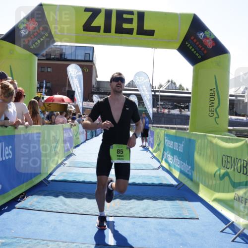 09.08.2026 - GEWOBA Citytriathlon Bremen Yannick Fuchs http://msf.ph/oto/9936739 09.08.2026 15:09:06 Ziel 85 meine-sportfotos.de