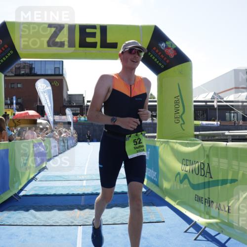 09.08.2026 - GEWOBA Citytriathlon Bremen Yannick Fuchs http://msf.ph/oto/9936775 09.08.2026 15:09:25 Ziel 52 meine-sportfotos.de