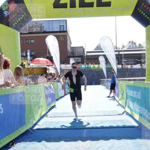 09.08.2026 - GEWOBA Citytriathlon Bremen Yannick Fuchs http://msf.ph/oto/9936786 09.08.2026 15:09:34 Ziel 26 meine-sportfotos.de