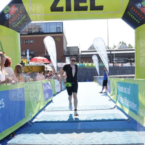 09.08.2026 - GEWOBA Citytriathlon Bremen Yannick Fuchs http://msf.ph/oto/9936787 09.08.2026 15:09:34 Ziel 26 meine-sportfotos.de