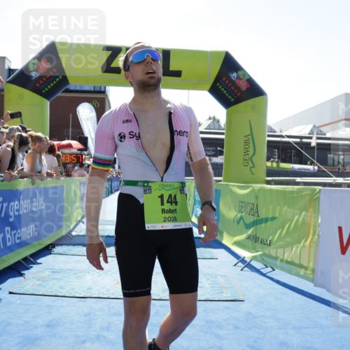 09.08.2026 - GEWOBA Citytriathlon Bremen Yannick Fuchs http://msf.ph/oto/9936835 09.08.2026 15:10:20 Ziel 144 meine-sportfotos.de