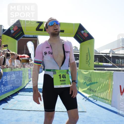 09.08.2026 - GEWOBA Citytriathlon Bremen Yannick Fuchs http://msf.ph/oto/9936836 09.08.2026 15:10:20 Ziel 144 meine-sportfotos.de