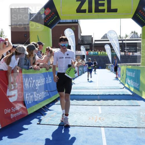 09.08.2026 - GEWOBA Citytriathlon Bremen Yannick Fuchs http://msf.ph/oto/9936862 09.08.2026 15:10:38 Ziel 3, 129, 302 meine-sportfotos.de
